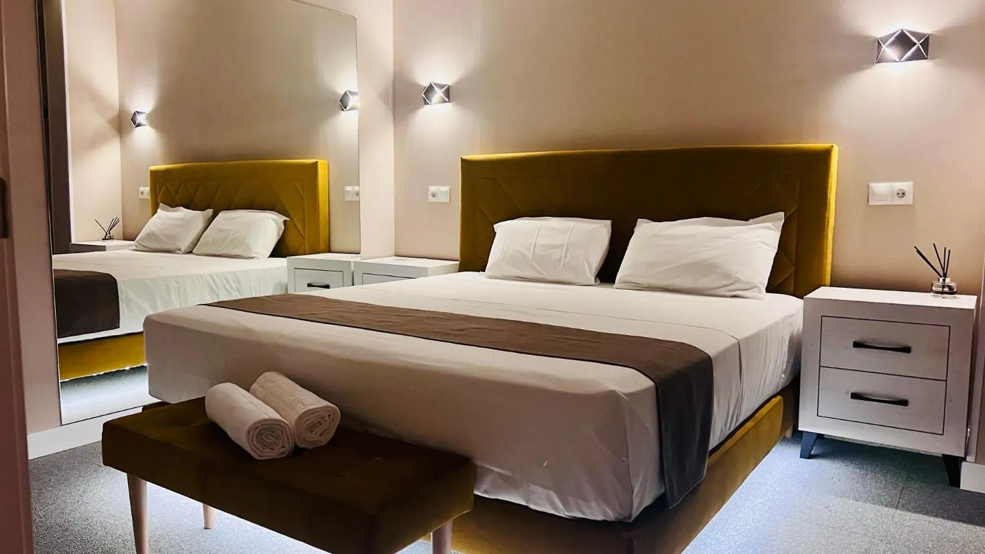 Love hotel Rooms Luxury Madrid Spain